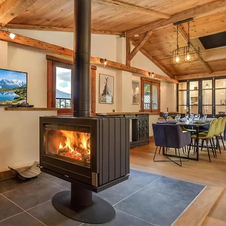 Apartment Le Beaulieu Penthouse Loft | Fireplace & Views - Happy